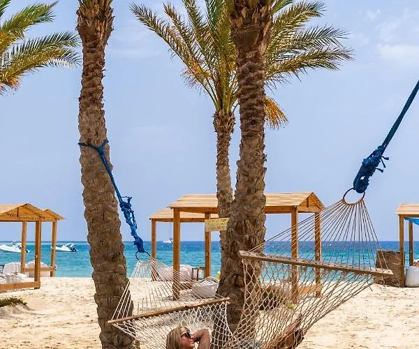 Abu Dabbab Lodge Lodge *